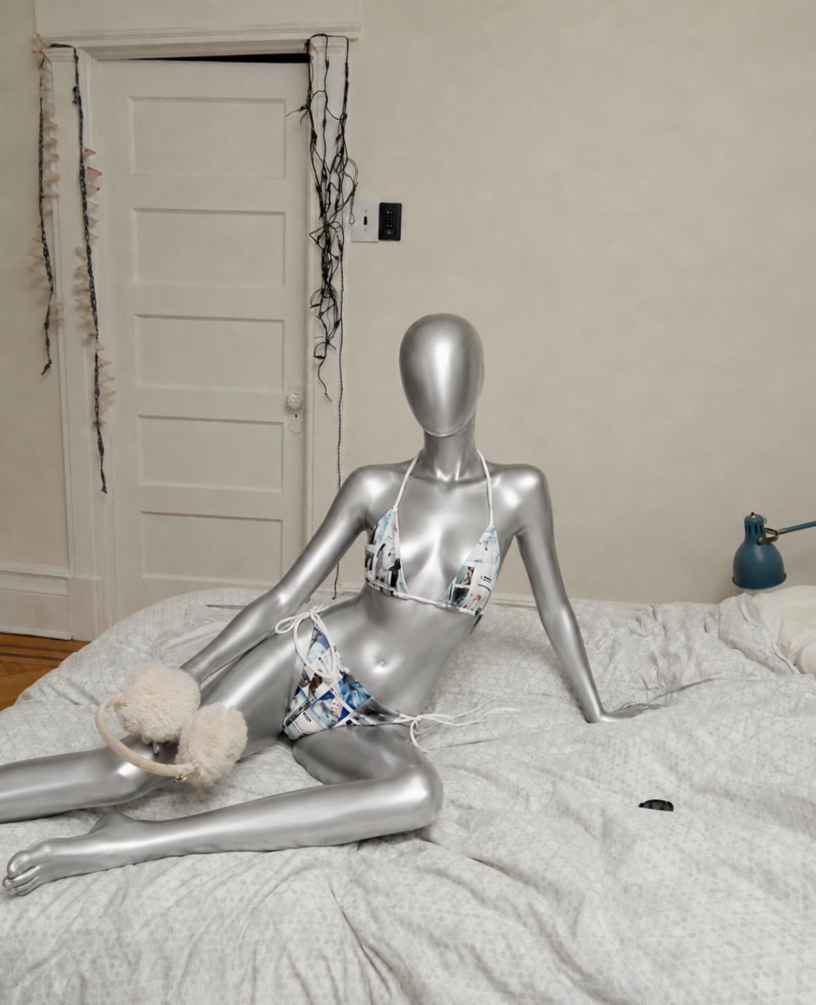 Internet bikini